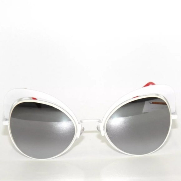 Fendi Sunglasses main image 4